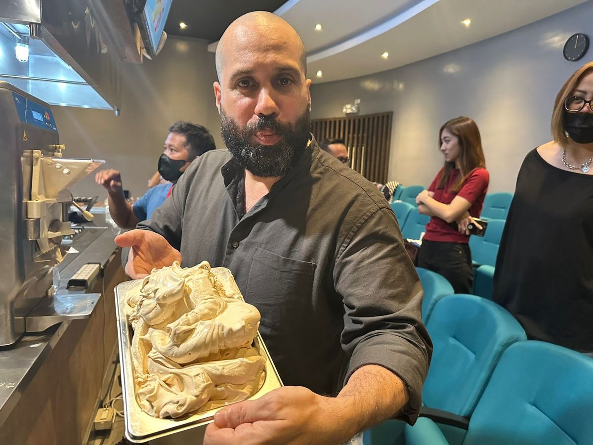 Chef Moreno Benigno with fresh gelato from the batch freezer, gelato class in Santa Rosa, Laguna